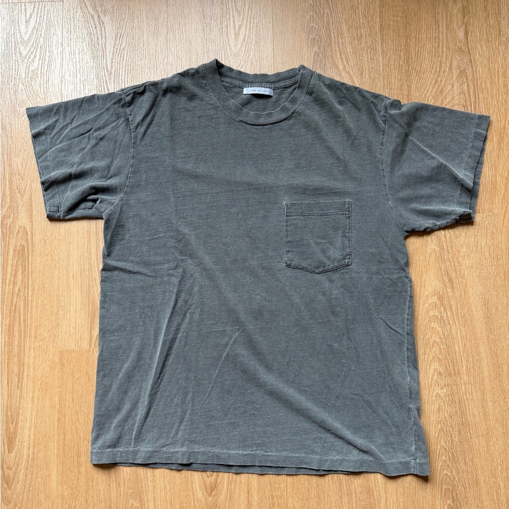 John Elliott T Shirt Mens 2 Medium Washed Pocket Tee Distressed